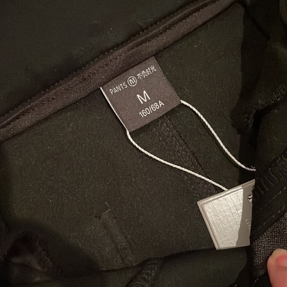 Black pants brand new S - Picture 2 of 2